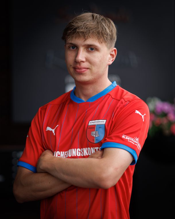 Niklas Bär